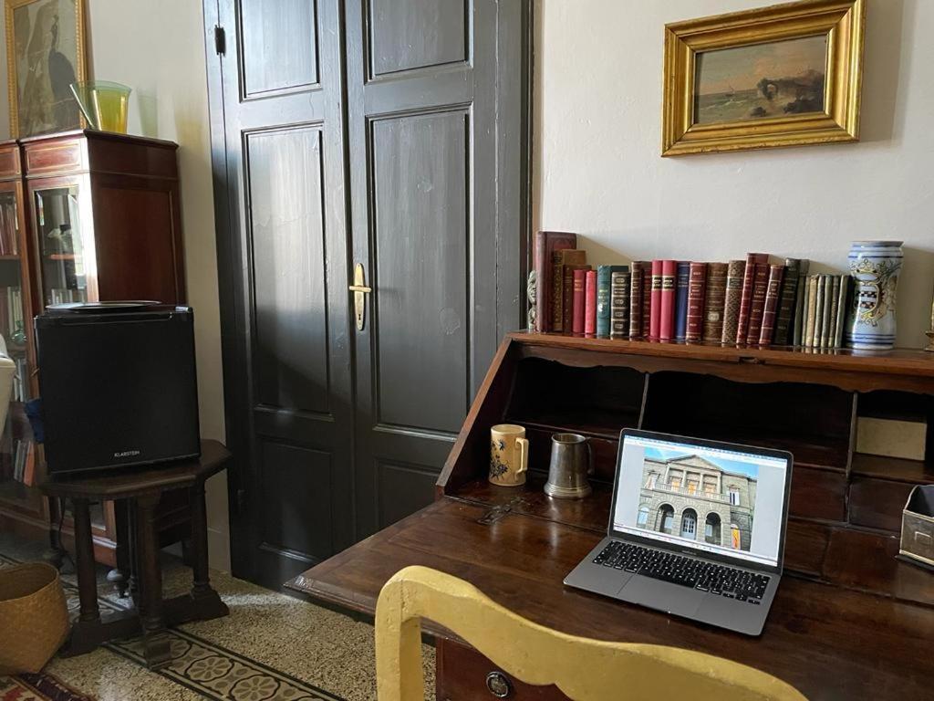 Villa Anselmi - Arteindiretta Livorno Buitenkant foto